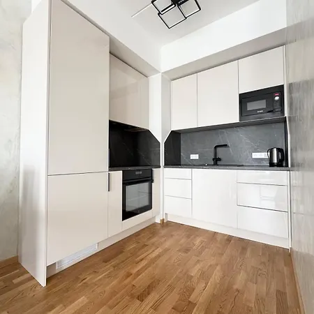 A Cozy 2 Bedroom * Tallinn